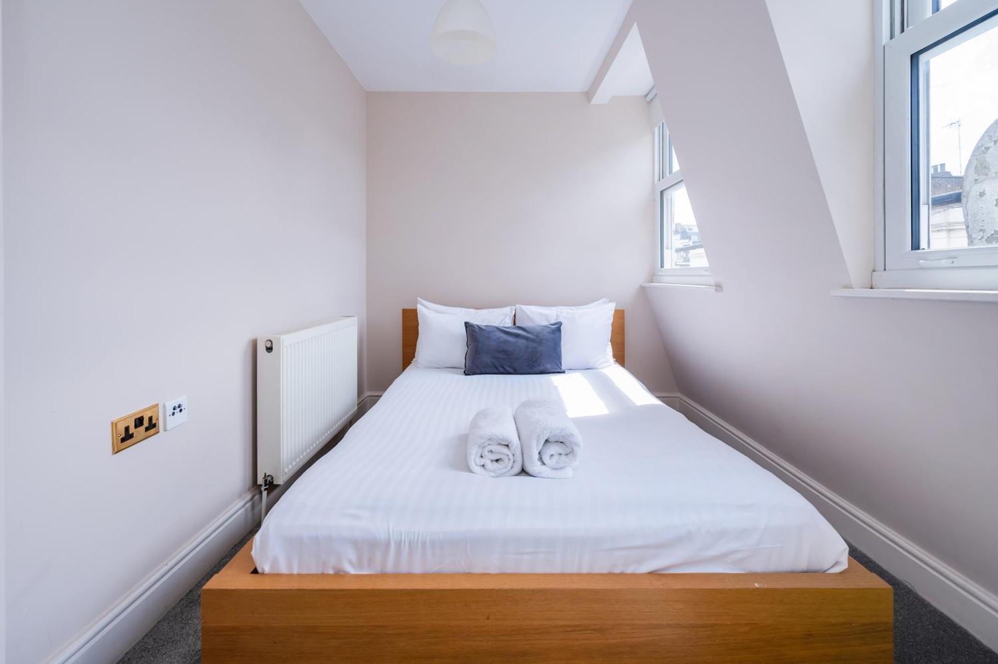 Paddington Modern Apartments 런던 외부 사진