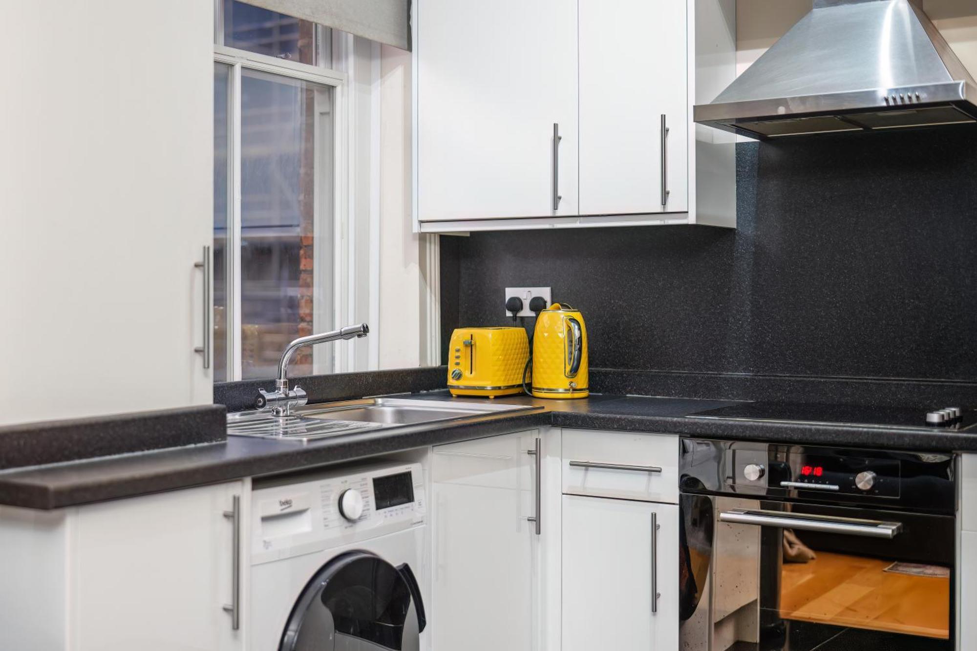 Paddington Modern Apartments 런던 외부 사진