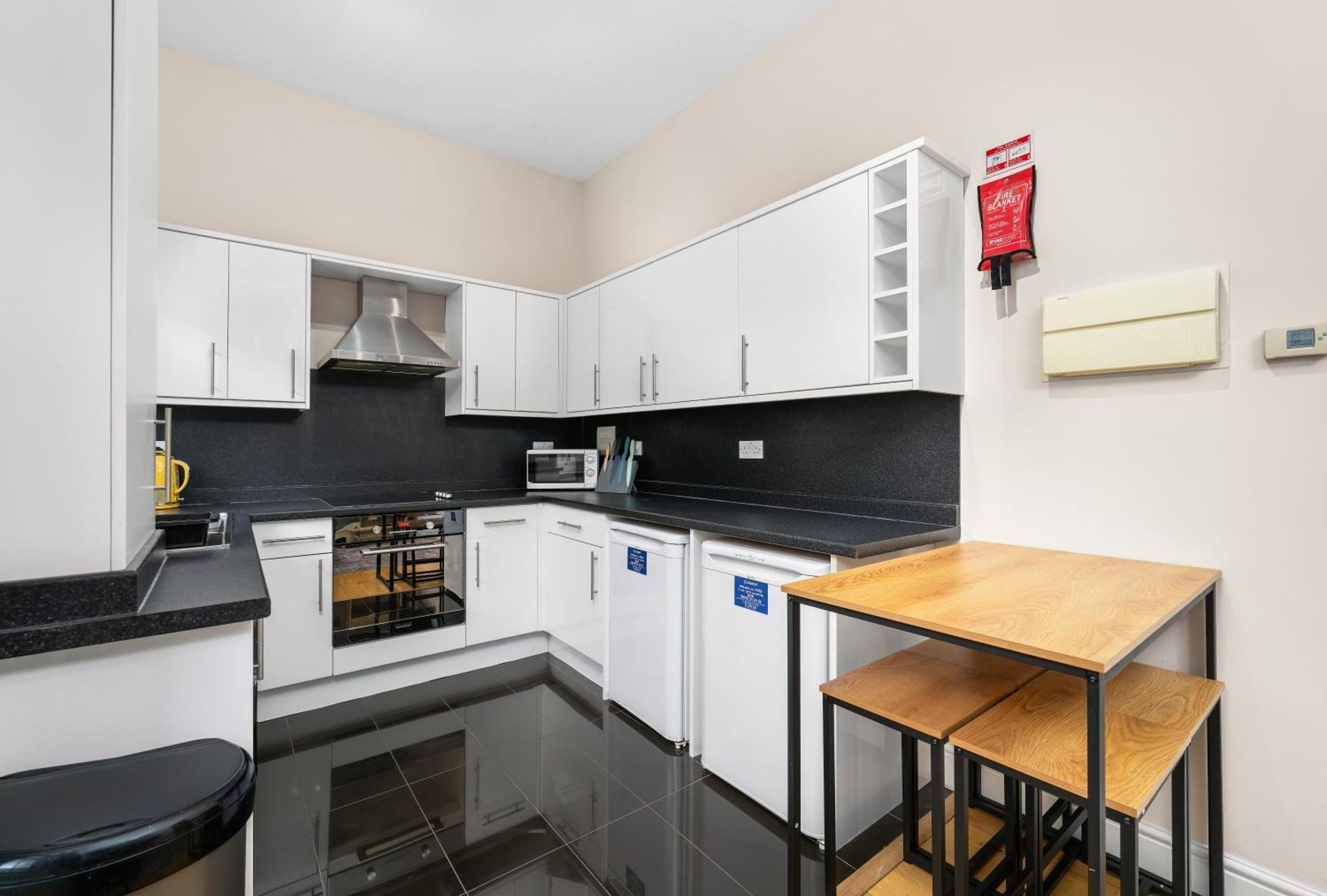 Paddington Modern Apartments 런던 외부 사진