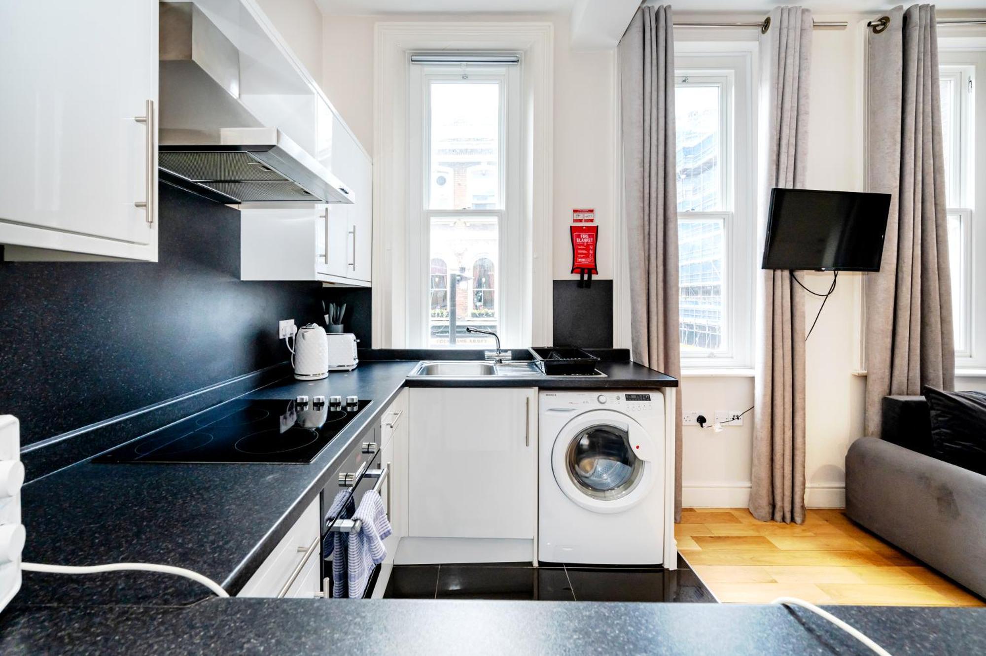 Paddington Modern Apartments 런던 외부 사진