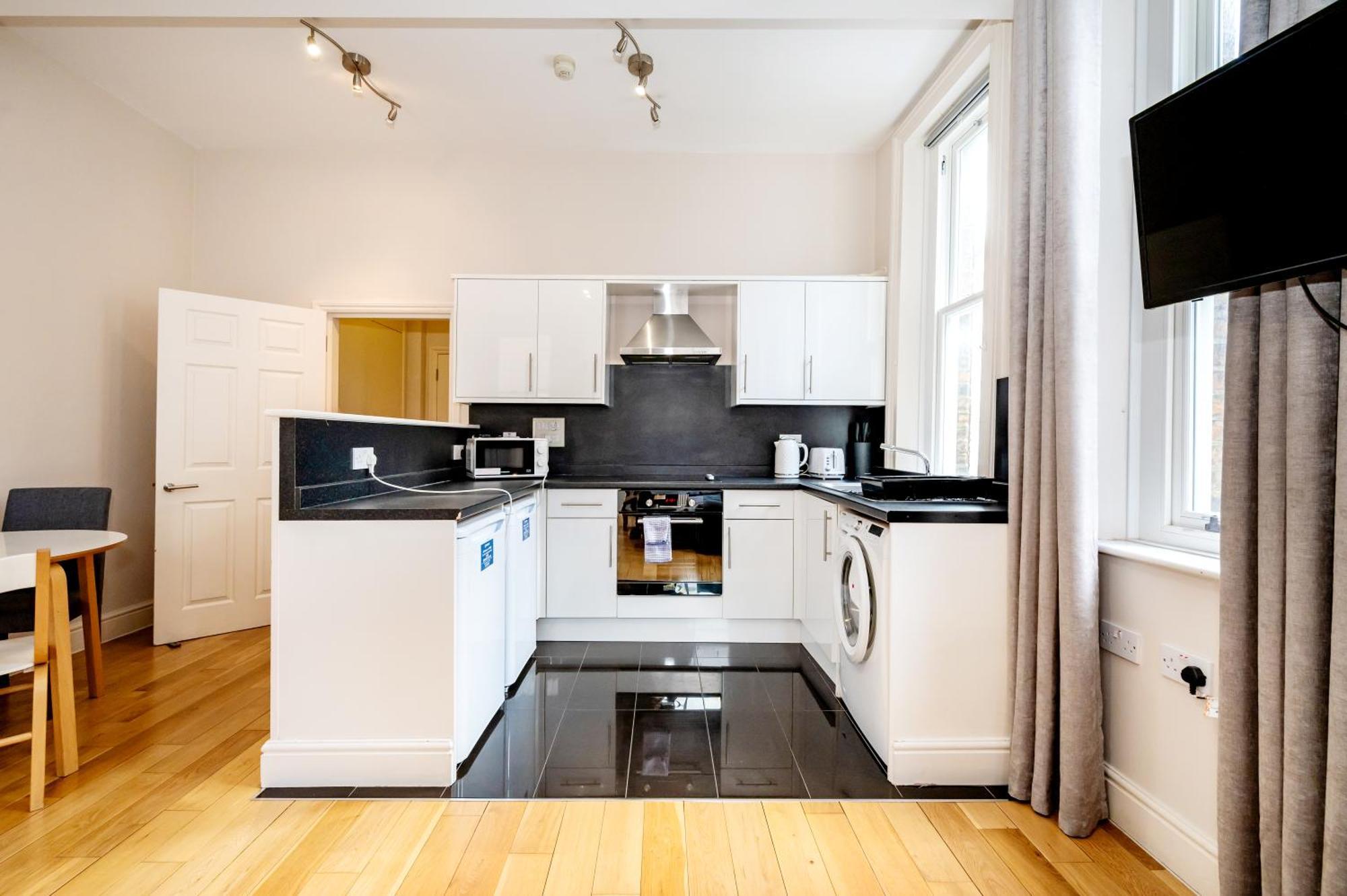 Paddington Modern Apartments 런던 외부 사진